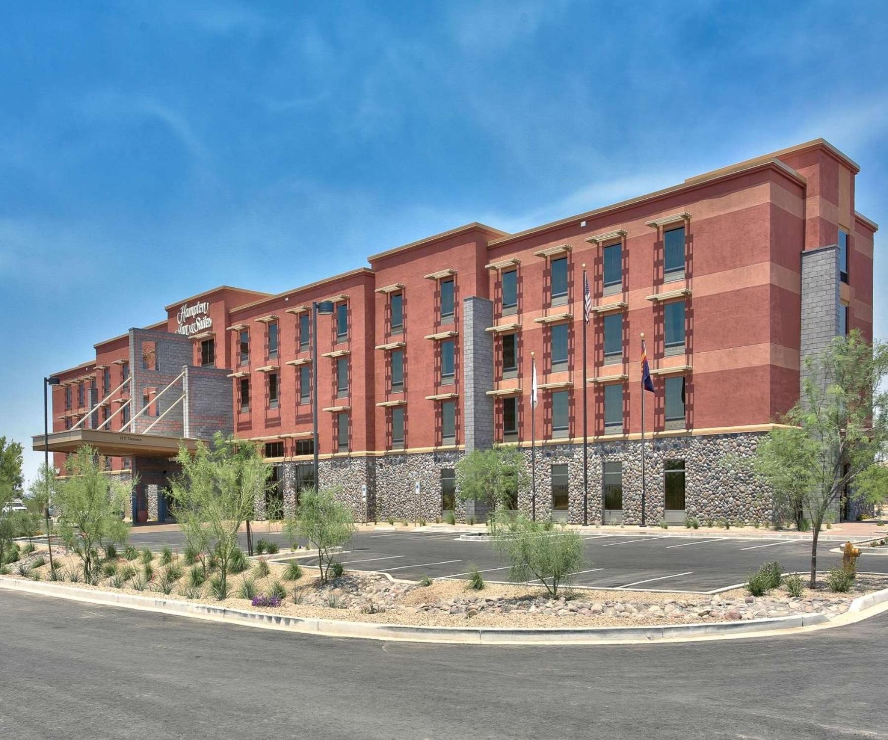 Hampton Inn & Suites Scottsdale At Talking Stick Екстер'єр фото